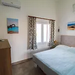 Διαμέρισμα Oceanfront Paradise - *