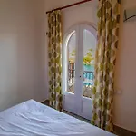 Oceanfront Paradise - *