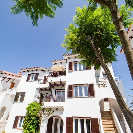 Oceanfront Paradise - شقة ماهون