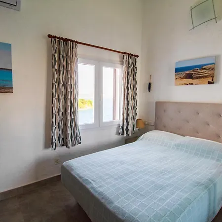 Oceanfront Paradise - شقة